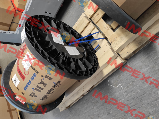 85148098 -4GKW-AX(EN50264-3-1)1800V-1X120M-BK Huber Suhner